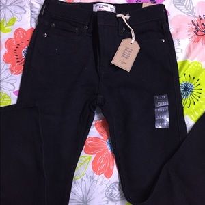 *Never been worn* Abercrombie & Fitch boys jeans